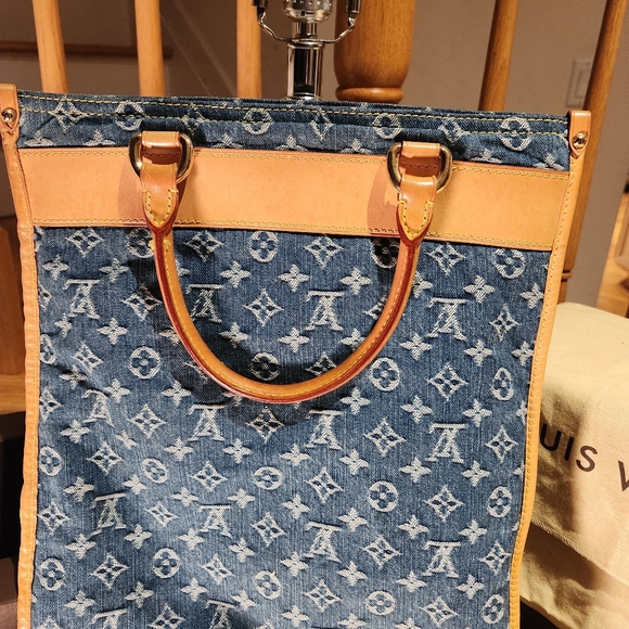 Louis Vuitton Monogram Denim Flat Shopper Tote -Authentic - Picture 5 of 10